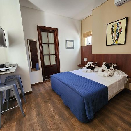 Habitaciones En Suite Balcarce Буенос Айрес Екстериор снимка